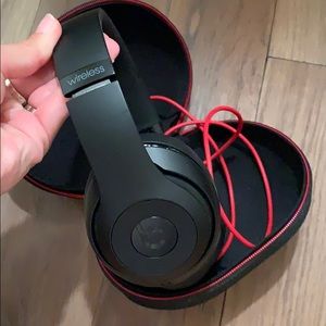 Beats wireless headphones. Studio1